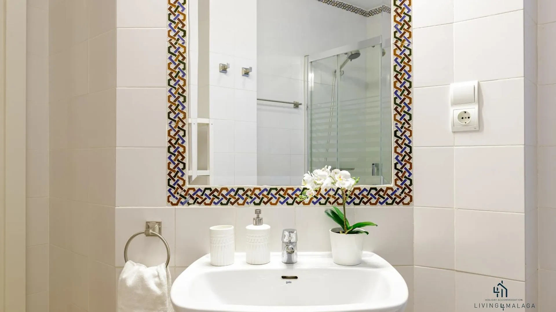Appartement Living4Malaga Charming Twin