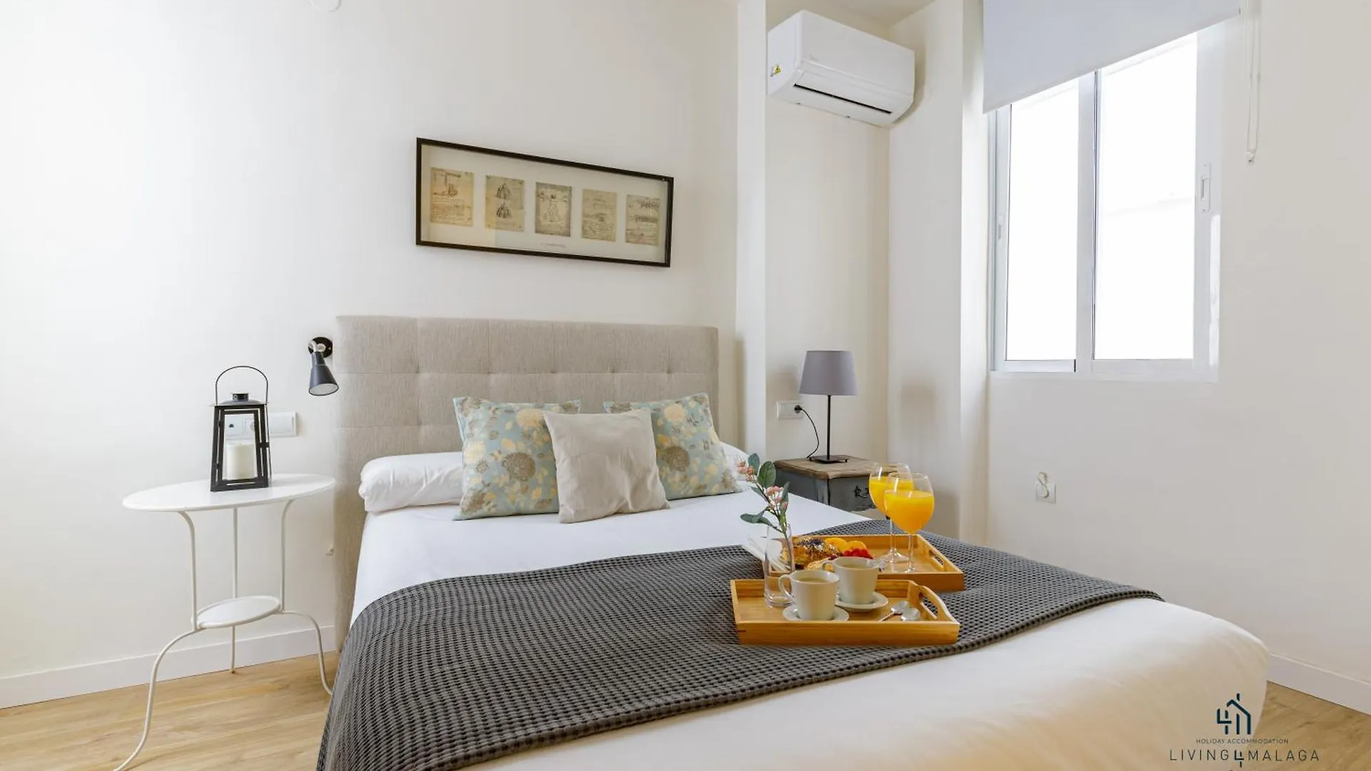 Living4Malaga Charming Twin Apartment
